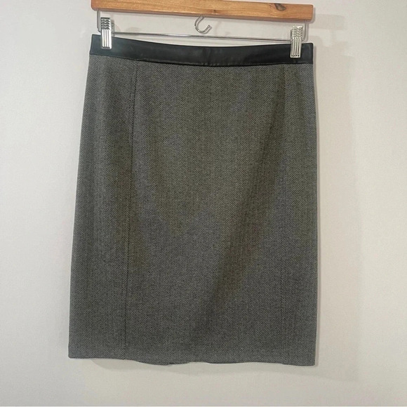 Lauren‎ Ralph Lauren Gray Black Houndstooth Skirt with Faux Leather Trim PSmall - Picture 1 of 8